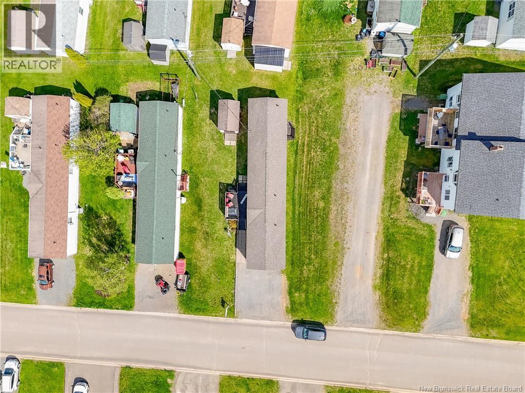 16 Senator Drive, Fredericton, New Brunswick  E3C 1L8 - Photo 6 - NB139516