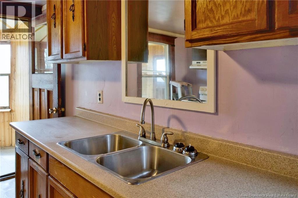 256 Guilford Street, Saint John, New Brunswick  E2M 1W1 - Photo 15 - NB139636