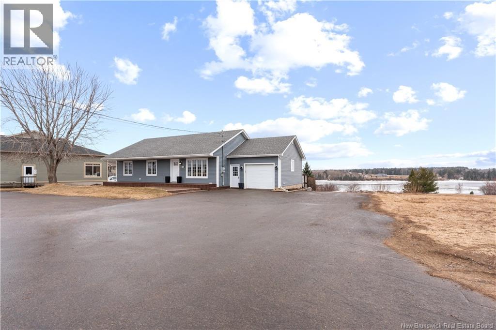 200 Irving Boulevard, Bouctouche, New Brunswick  E4S 3L7 - Photo 3 - NB140224