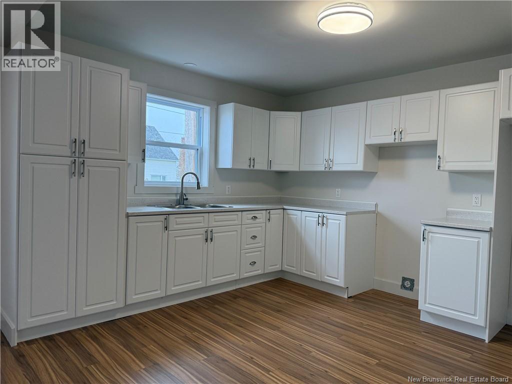 311 Boul. J.d. Gauthier, Shippagan, New Brunswick  E8S 1N7 - Photo 11 - NB140512