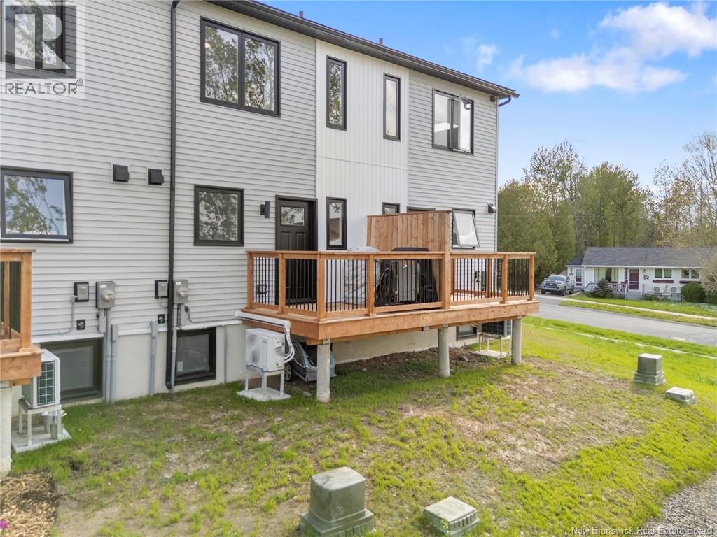 4 Westwood Drive, Fredericton, New Brunswick  E3C 1K8 - Photo 36 - NB140686