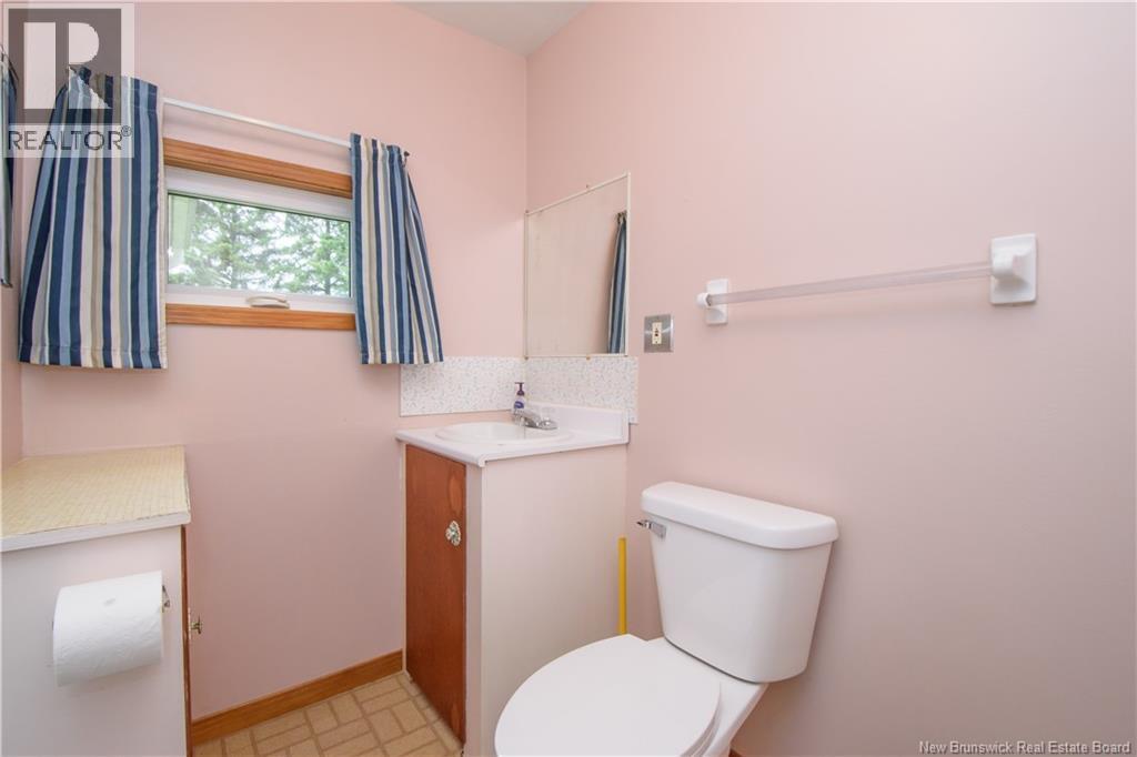 910 Mapleton Road, Moncton, New Brunswick  E1G 2K7 - Photo 21 - NB140517