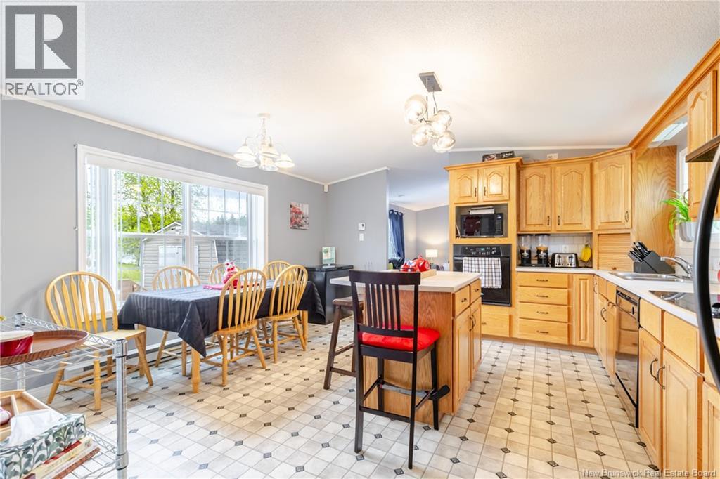 2 Wood Avenue, Lincoln, New Brunswick E3B 6V5 - Photo 3 - NB140947