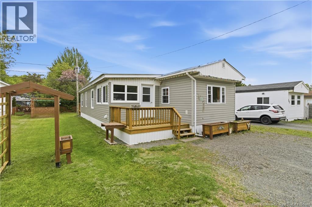 209 Moore Street, Lincoln, New Brunswick  E3B 8L9 - Photo 6 - NB140926