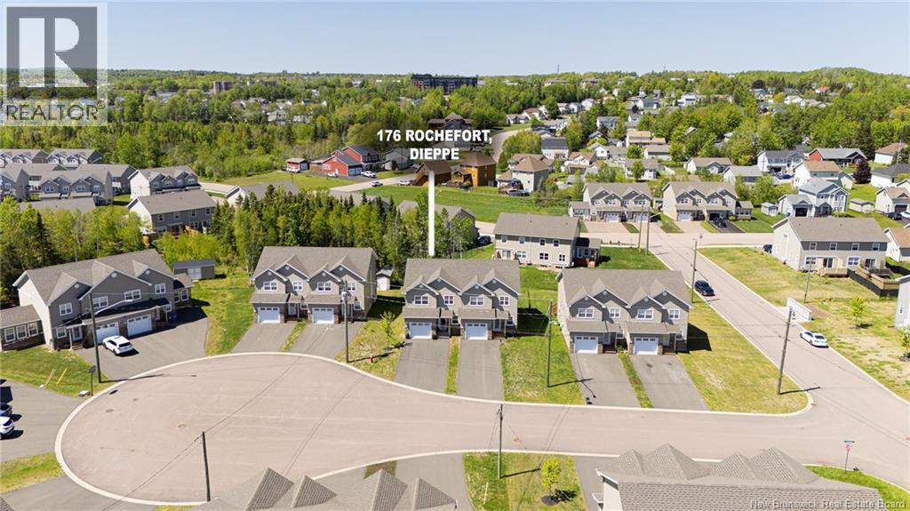 176 Rochefort, Dieppe, New Brunswick E1A 6S4 - Photo 2 - NB141230