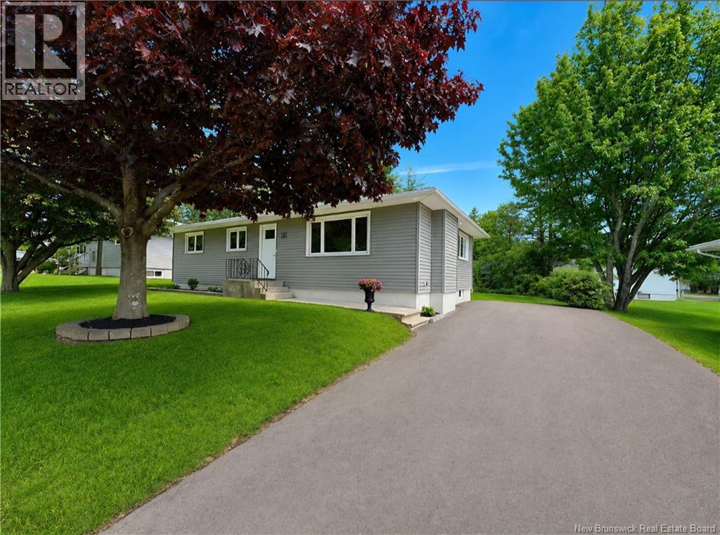 14 Brunswick, Riverview, New Brunswick  E1B 2Y4 - Photo 3 - NB141682
