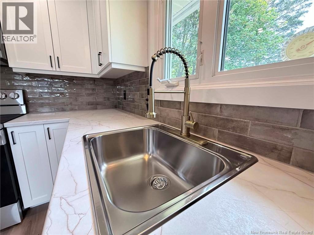 14 Brunswick, Riverview, New Brunswick  E1B 2Y4 - Photo 9 - NB141682