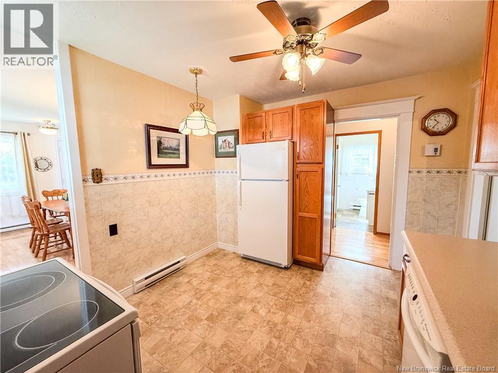 1093 Main Street, Sussex Corner, New Brunswick  E4E 2Z9 - Photo 10 - NB142062