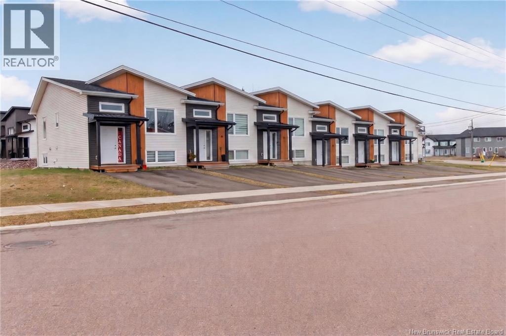 97 Norbert, Dieppe, New Brunswick