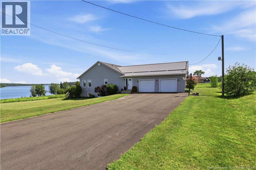 10 Ripple Lane, Upper Kingsclear, New Brunswick