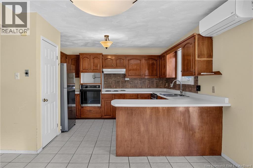 311 Boars Head Road, Saint John, New Brunswick E2K 5B9 - Photo 8 - NB142126