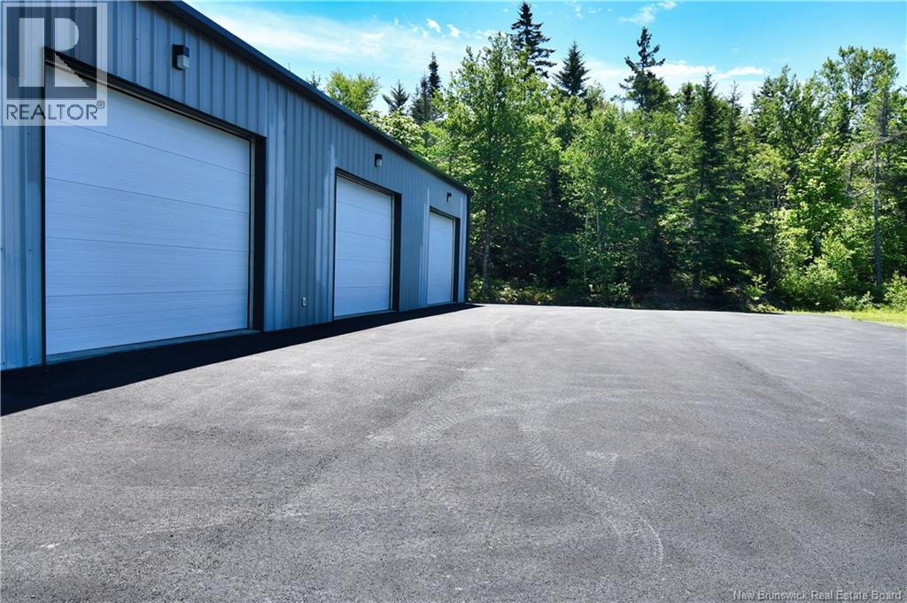 905 Fundy Drive, Wilsons Beach, New Brunswick  E5E 1Y5 - Photo 44 - NB142161