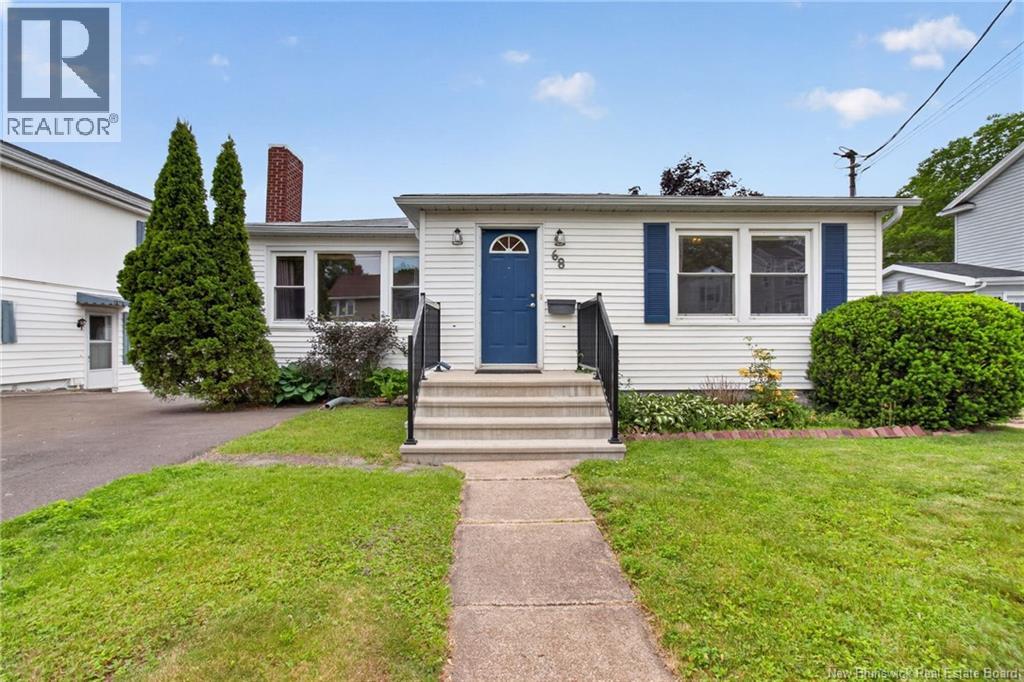 68 Greenwood Drive, Moncton, New Brunswick  E1E 3B7 - Photo 2 - NB142314