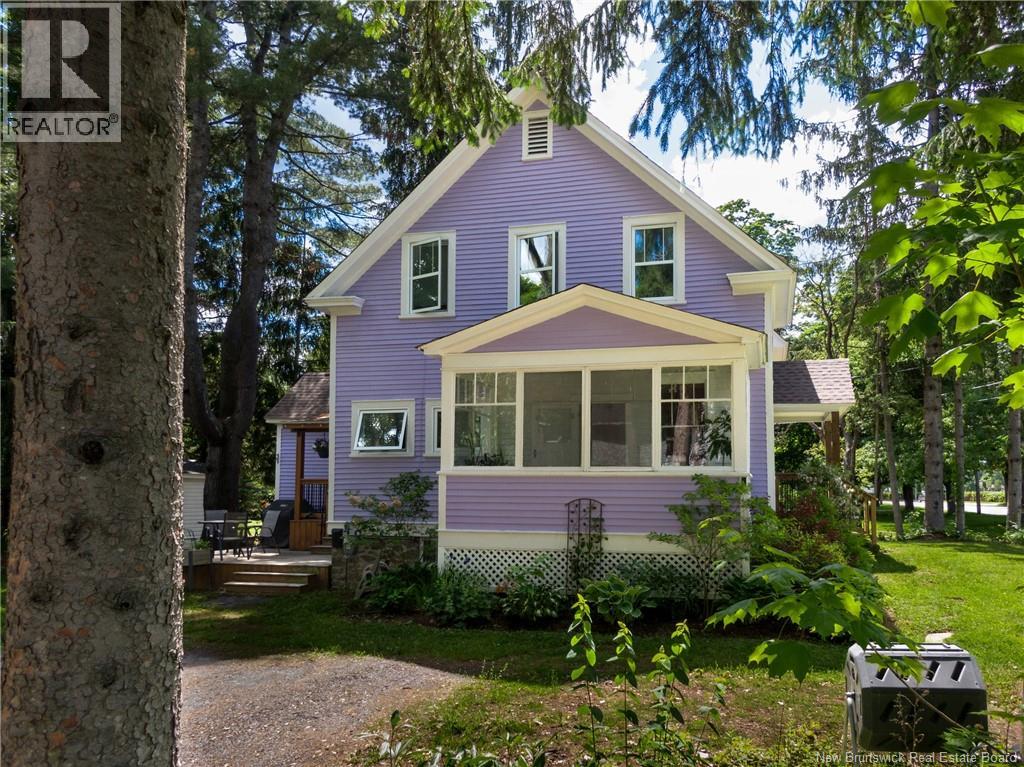 304 Woodstock Road, Fredericton, New Brunswick  E3B 2J1 - Photo 5 - NB141967