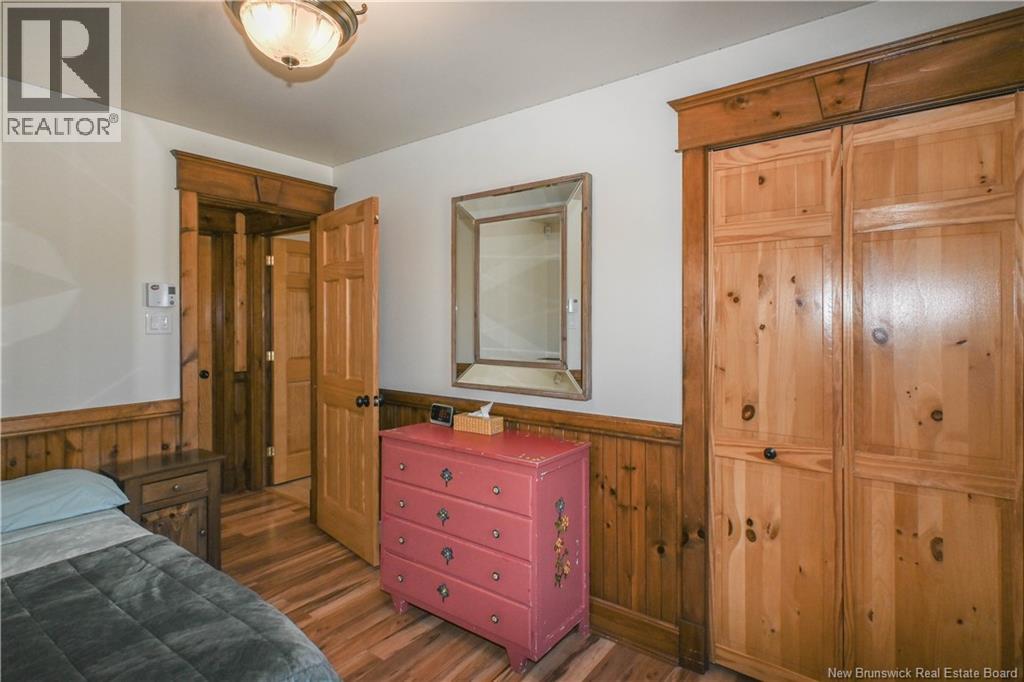 449 Gauvin Street, Petite-Lamèque, New Brunswick  E8T 2N2 - Photo 33 - NB142380