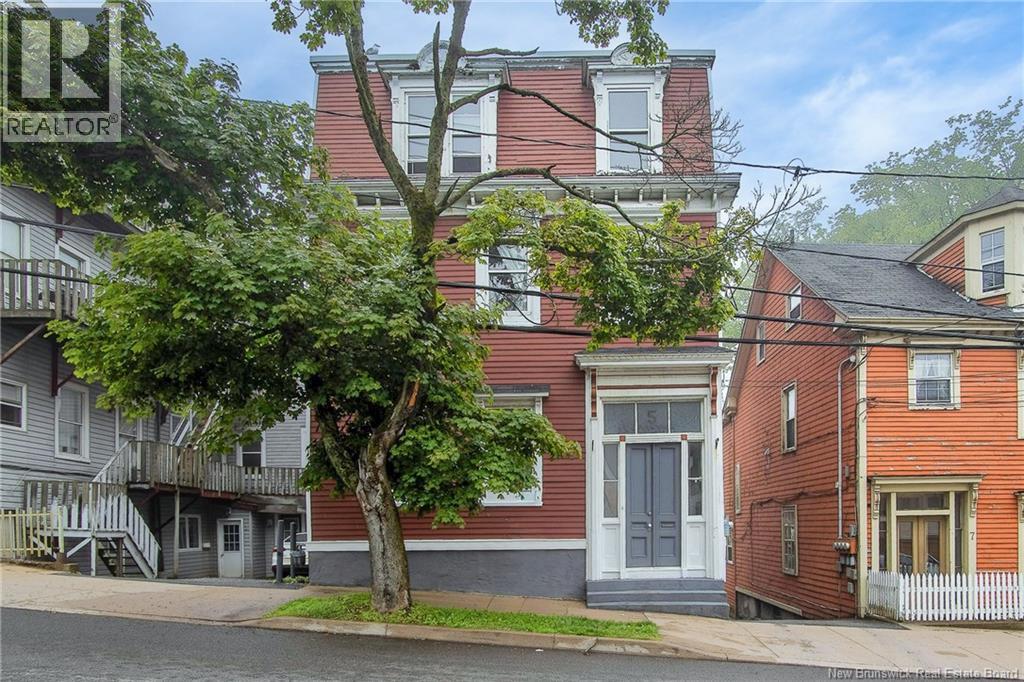 5 Paddock Street, Saint John, New Brunswick  E2L 3A5 - Photo 2 - NB142398
