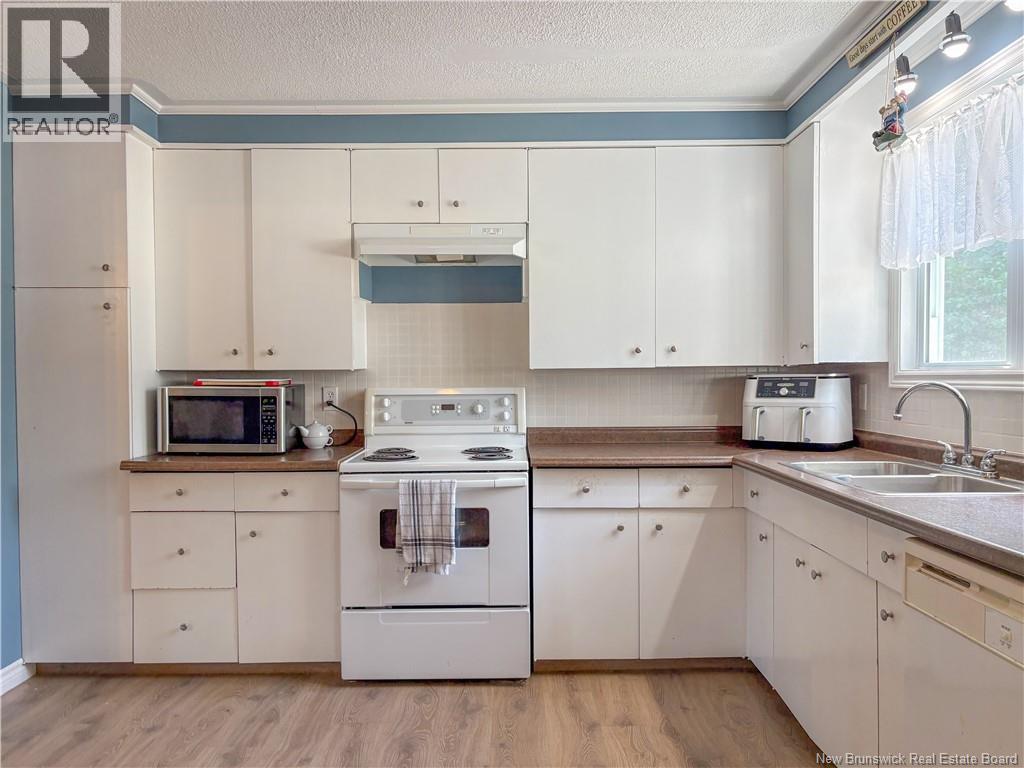 123 Cambridge Street, Woodstock, New Brunswick  E7M 1E1 - Photo 12 - NB142219