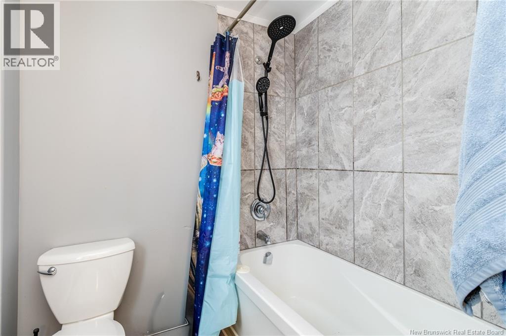 490 Golf Street, Bathurst, New Brunswick E2A 2K7 - Photo 25 - NB142491
