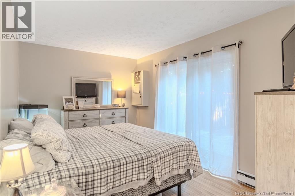 33 Hillsview Crescent, Rothesay, New Brunswick  E2E 3N4 - Photo 8 - NB142554