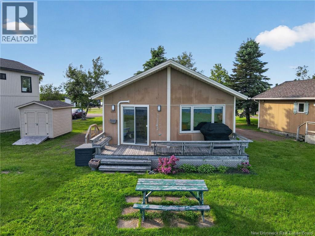 102 York Street, Richibucto, New Brunswick  E4W 4K2 - Photo 3 - NB142457
