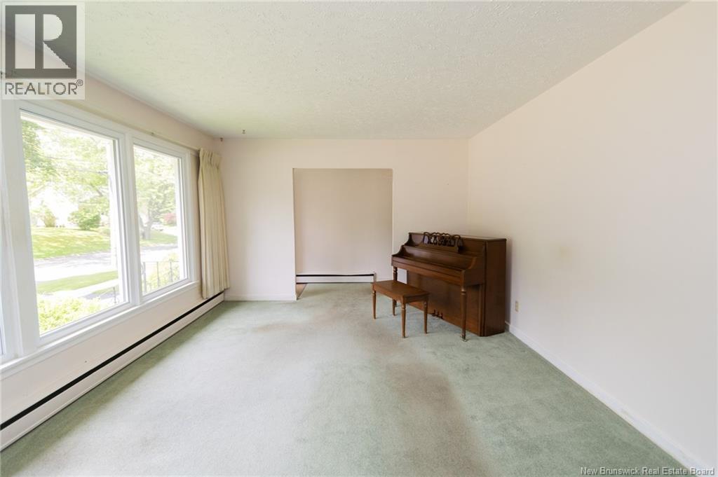 337 Edinburgh Street, Fredericton, New Brunswick  E3B 2E1 - Photo 11 - NB142631