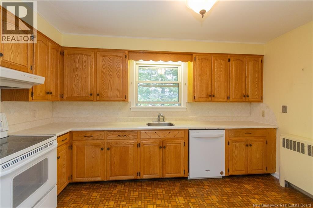 337 Edinburgh Street, Fredericton, New Brunswick  E3B 2E1 - Photo 24 - NB142631