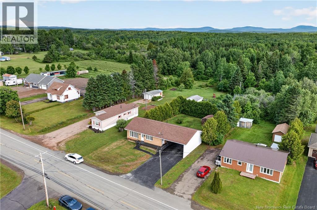 1275 Des Pionniers Avenue, Balmoral, New Brunswick  E8E 1B7 - Photo 11 - NB142836