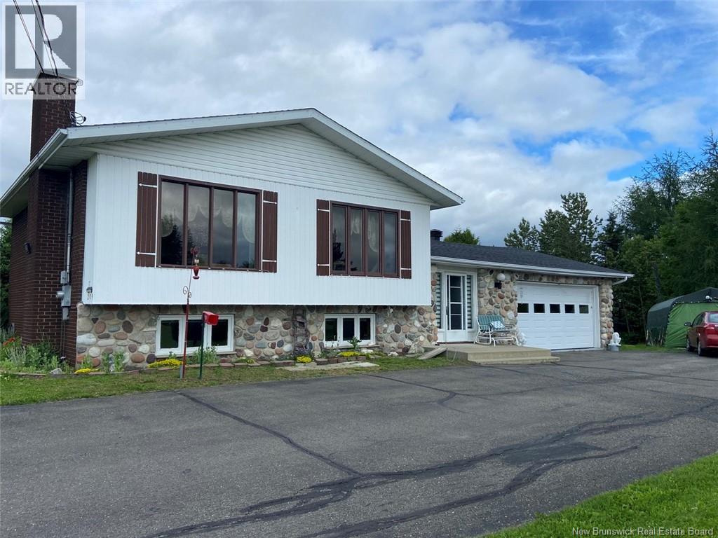 209 Principale Street, Sainte-Anne-De-Madawaska, New Brunswick E7E 1B3 - Photo 1 - NB142786