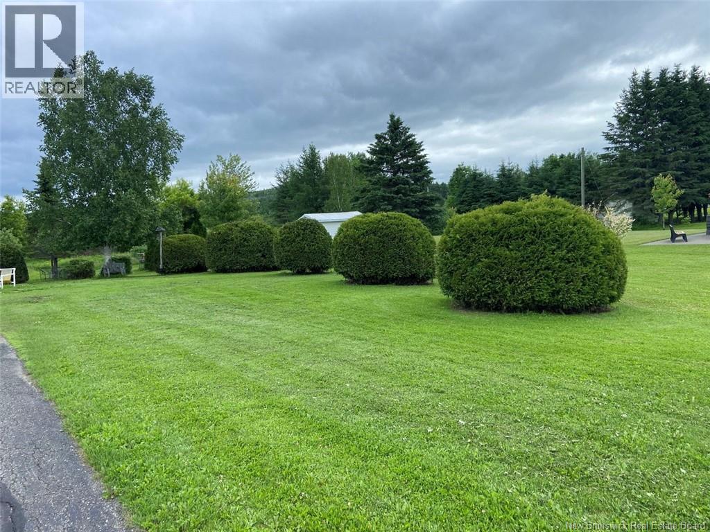 209 Principale Street, Sainte-Anne-De-Madawaska, New Brunswick E7E 1B3 - Photo 15 - NB142786