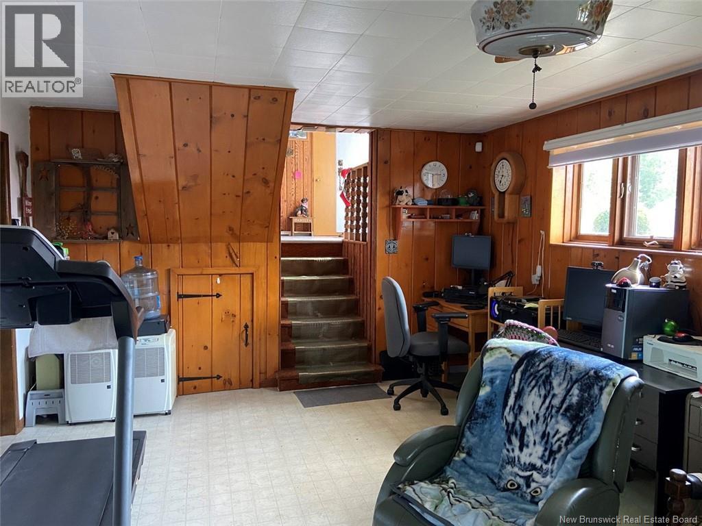 209 Principale Street, Sainte-Anne-De-Madawaska, New Brunswick E7E 1B3 - Photo 9 - NB142786