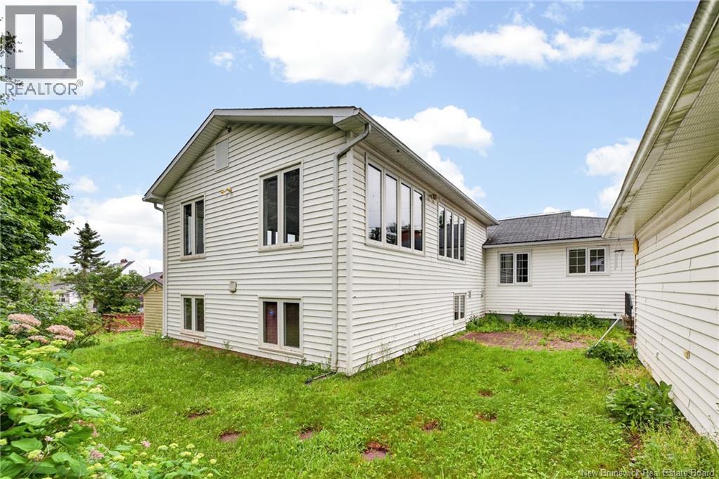 18 Carney, Moncton, New Brunswick  E1C 4H5 - Photo 31 - NB143034