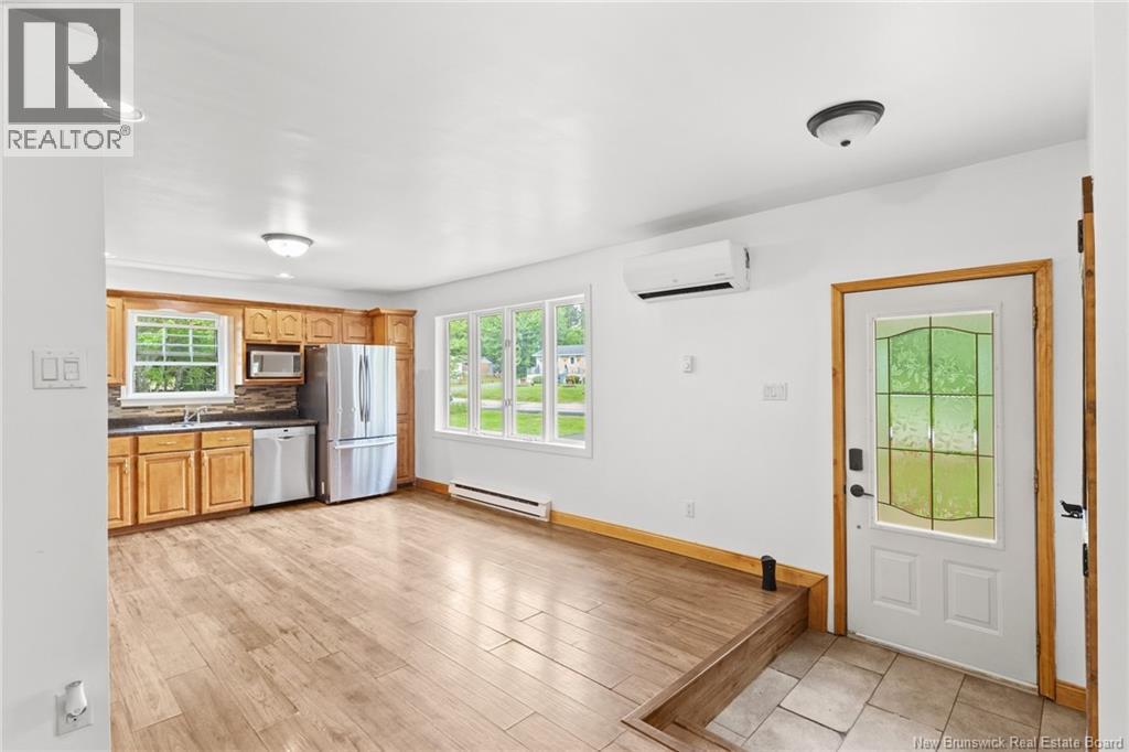 469 Upton St, Minto, New Brunswick  E4B 2R8 - Photo 6 - NB143167