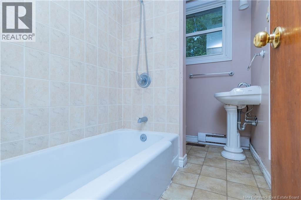 37 Second Avenue, Mcadam, New Brunswick  E6J 1T3 - Photo 26 - NB141628