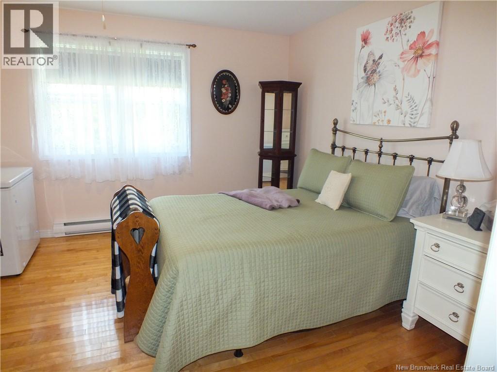 121 Creighton Street South, Woodstock, New Brunswick  E7M 1N4 - Photo 22 - NB143153