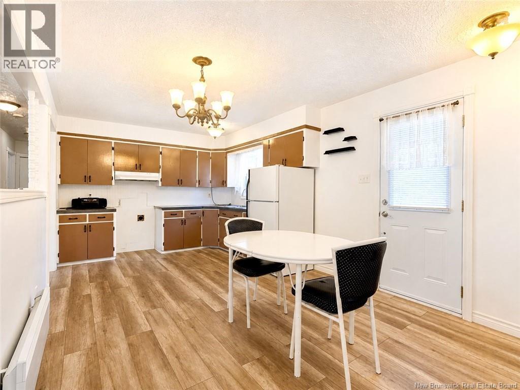 171 Louis De Lanteigne, Caraquet, New Brunswick  E1W 1B3 - Photo 6 - NB143176
