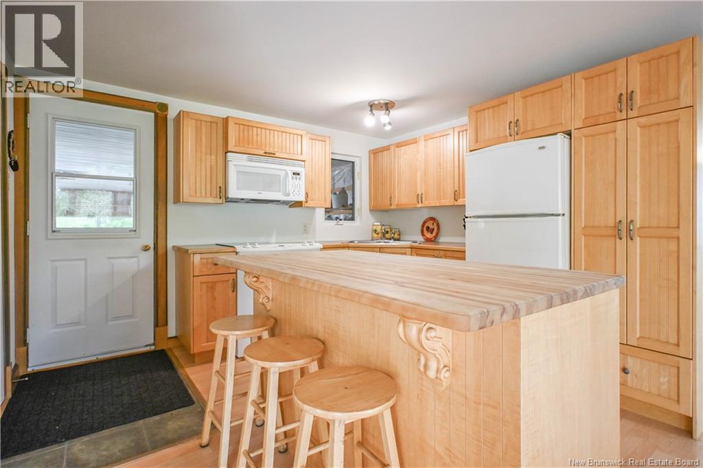 44 Fabien O. Street, Canton Des Basques, New Brunswick  E1X 2H5 - Photo 9 - NB143266
