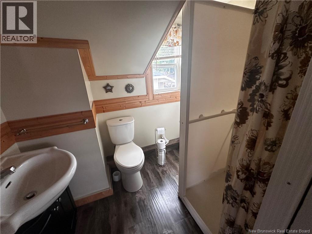 901 King Avenue, Bathurst, New Brunswick  E2A 1R9 - Photo 32 - NB143324