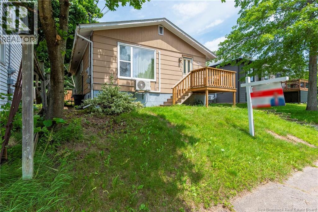 25 Centre Street, Moncton, New Brunswick E1A 3B9 - Photo 20 - NB142055