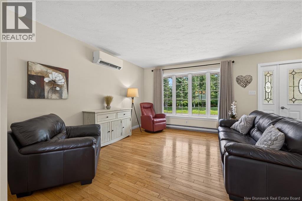 545 Centrale Street, Dieppe, New Brunswick  E1A 6V7 - Photo 5 - NB143414