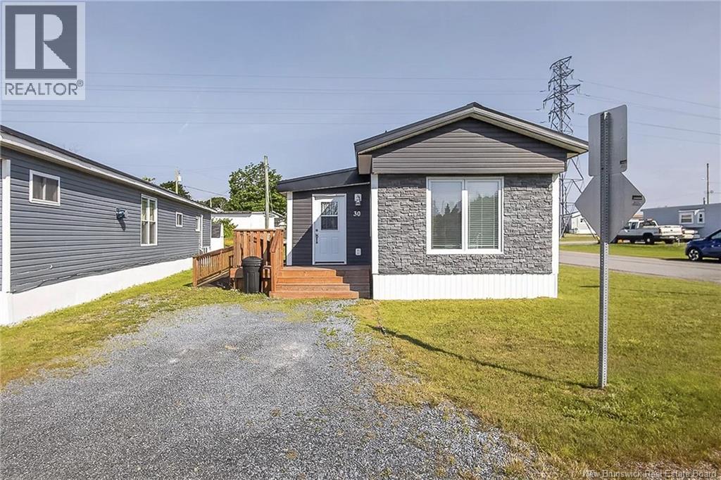 30 Violet Street, Saint John, New Brunswick  E2M 5M3 - Photo 2 - NB143879