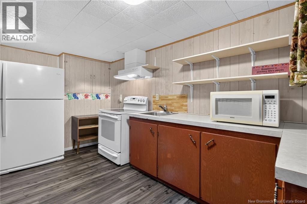 177 Broadway Street, Moncton, New Brunswick  E1A 3Y3 - Photo 19 - NB144055