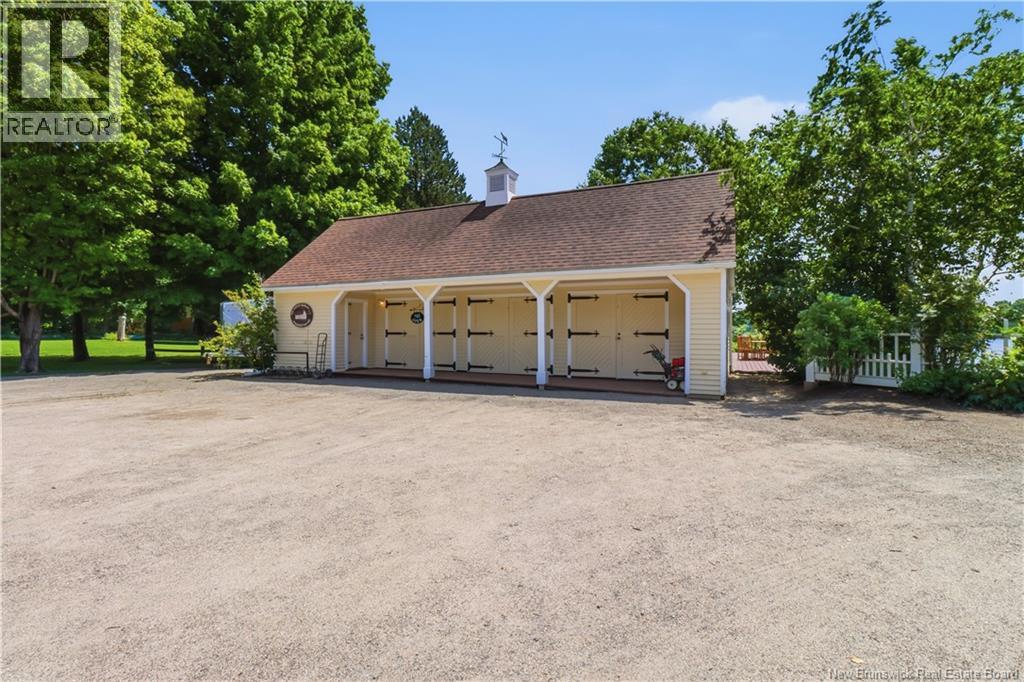 916 Riverside Drive, Fredericton, New Brunswick  E3A 8E6 - Photo 32 - NB144381