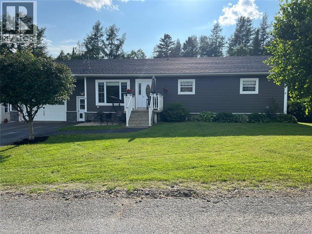217 Barrett, Perth-Andover, New Brunswick E7H 1E1 - Photo 1 - NB144998