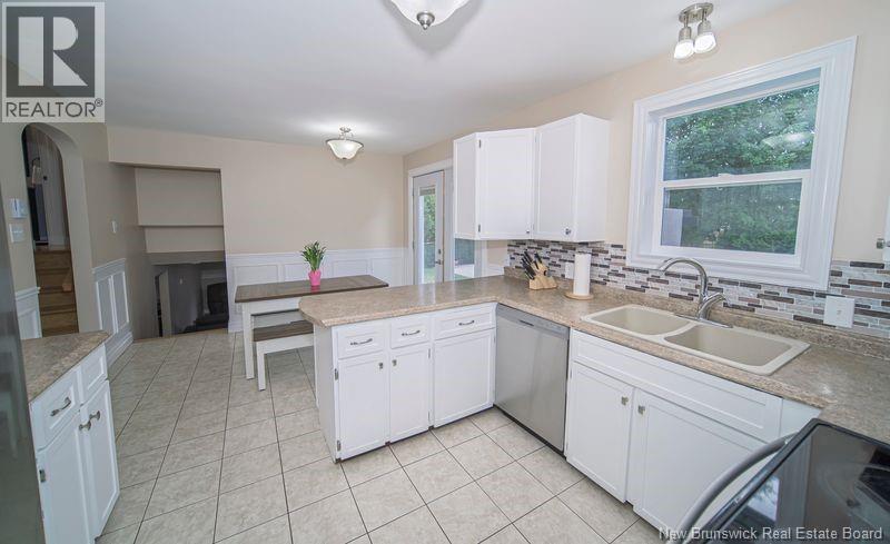 72 Birmingham Court, Fredericton, New Brunswick  E3B 6H2 - Photo 9 - NB144933