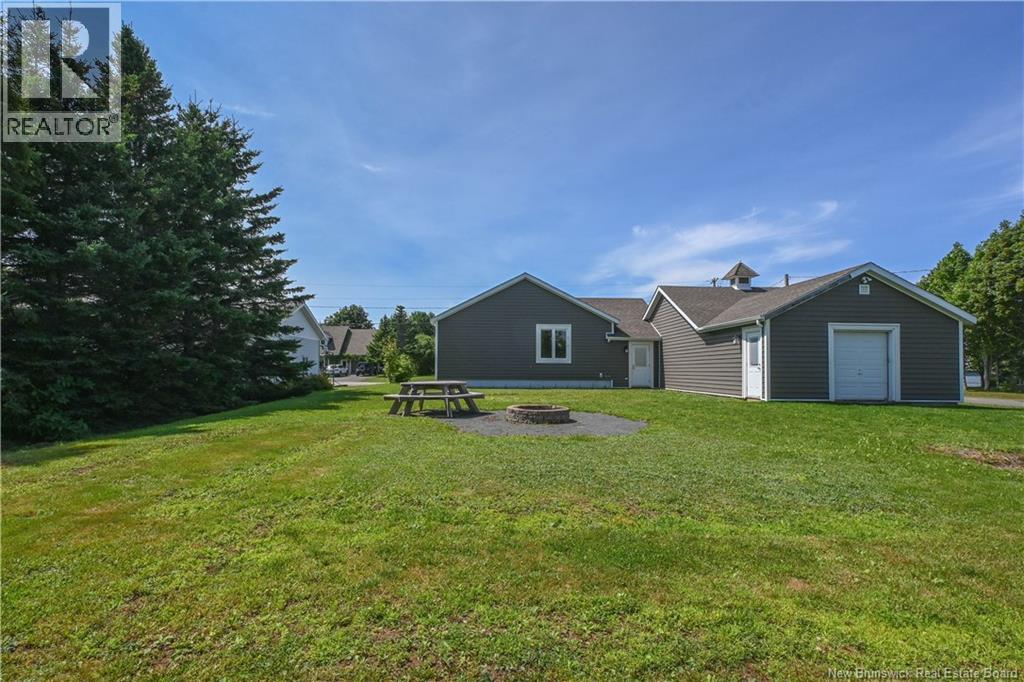 25 Rue Du Voilier, Caraquet, New Brunswick  E1W 1A4 - Photo 5 - NB145861