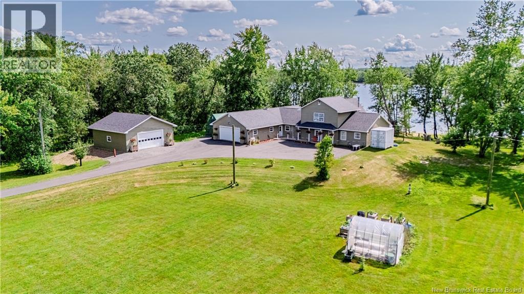380 Route 105, Maugerville, New Brunswick E3A 8G3 - Photo 2 - NB146312