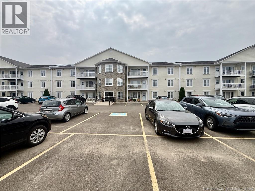 130 Lian Street Unit# 327, Fredericton, New Brunswick  E3C 0G4 - Photo 2 - NB146295