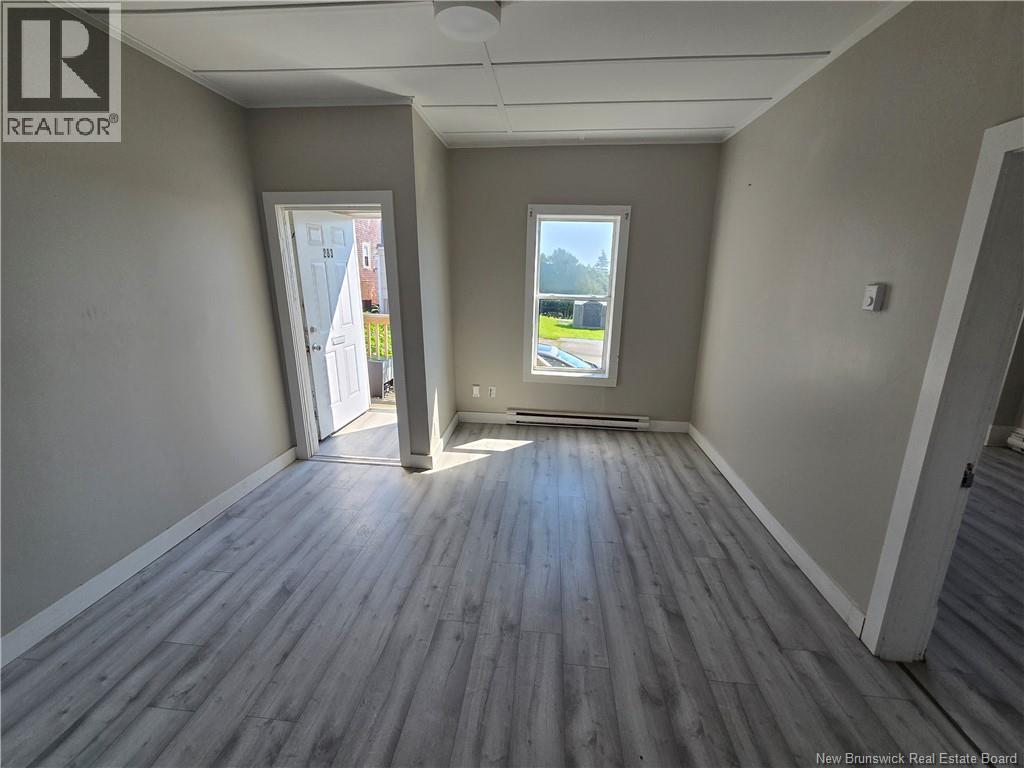 281-283 Wentworth Street, Saint John, New Brunswick E2L 2T9 - Photo 3 - NB146581