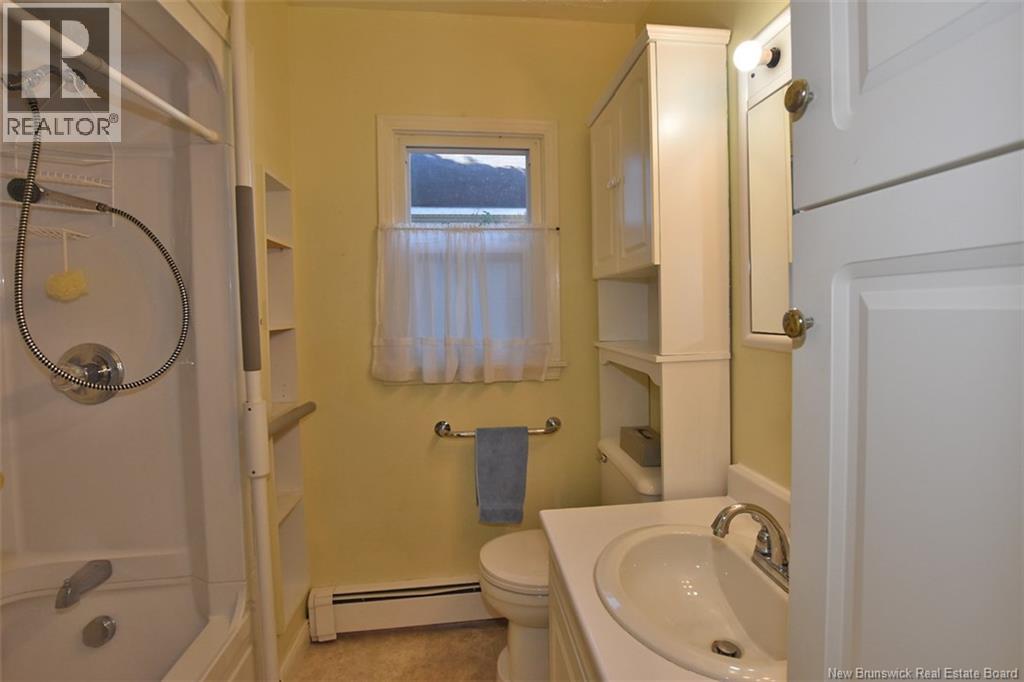 242 Highland Avenue, Fredericton, New Brunswick  E3A 2S6 - Photo 26 - NB146883