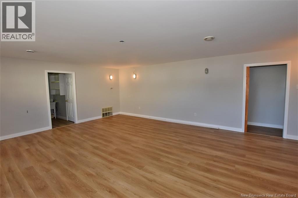 242 Highland Avenue, Fredericton, New Brunswick  E3A 2S6 - Photo 35 - NB146883